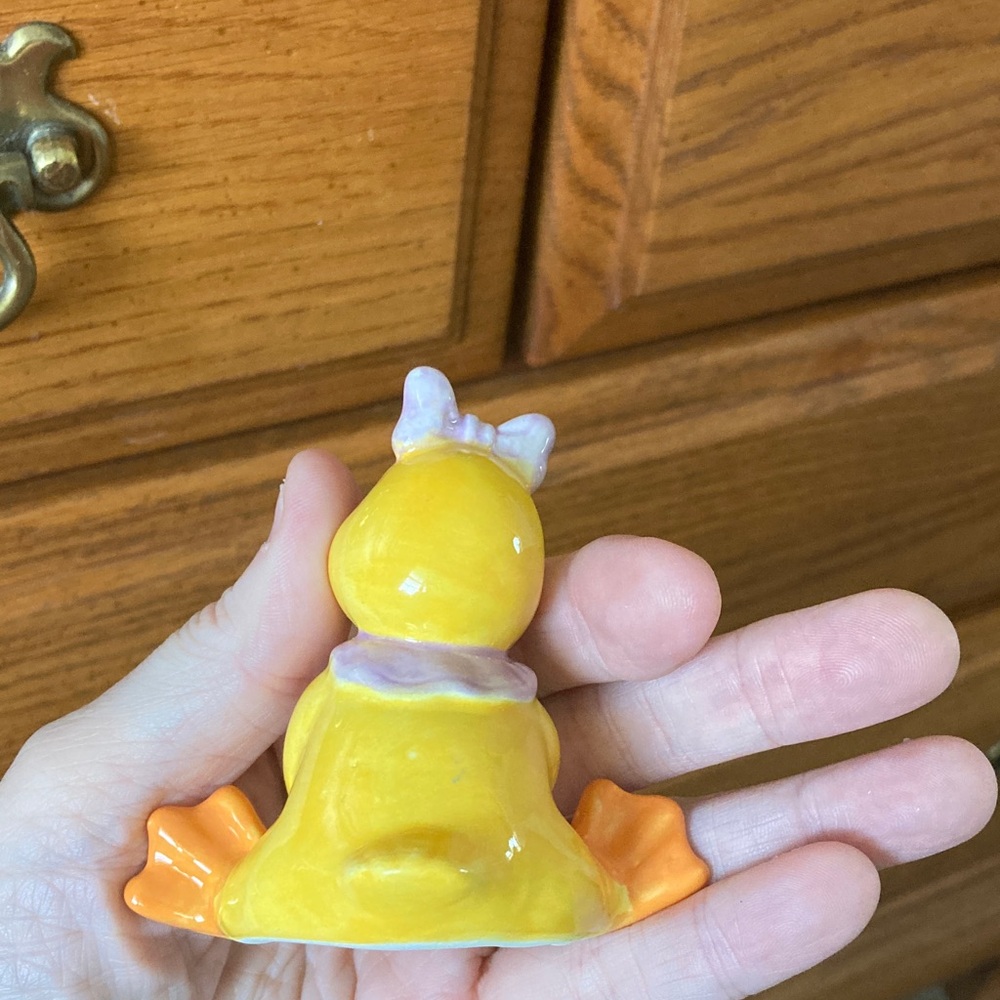 Easter Figurine Set - Duck and Bunnies - Picture 3 of 7